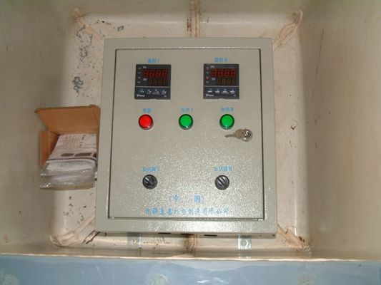 Telhando os parafusos dos pregos surgir pre a maquinaria do tratamento que Passivating a eletro galvanização