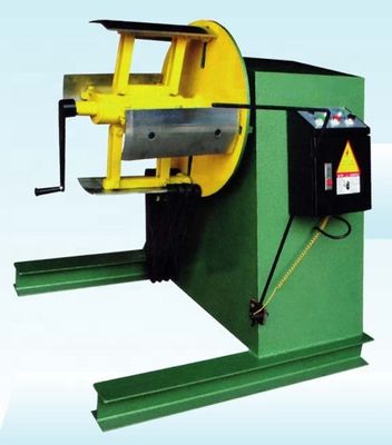 Máquina de Decoiling da chapa de aço/decoiler automáticos da capacidade pesada, tipo resistente