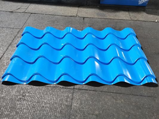 Telha de telhado que forma a máquina