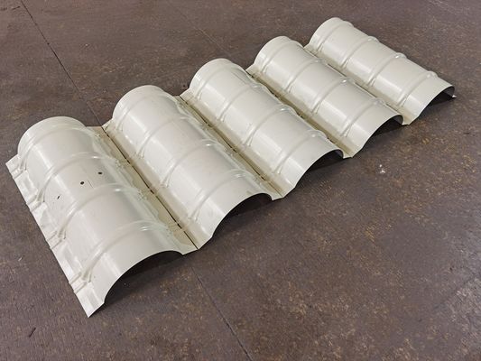 Rolo de aço do painel de Ridge Cap Metal Roofing que forma a máquina