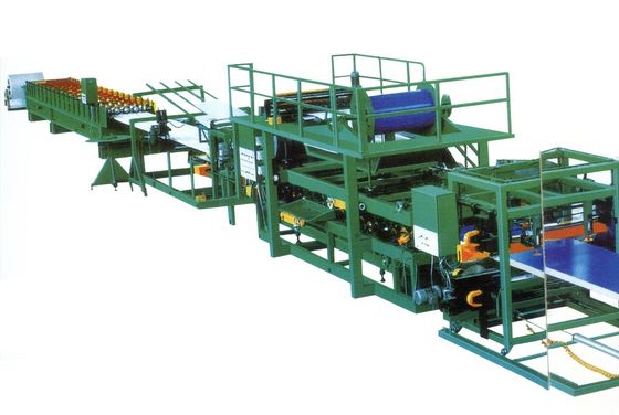 Linha de produção de aço do painel de sanduíche da cor multifuncional